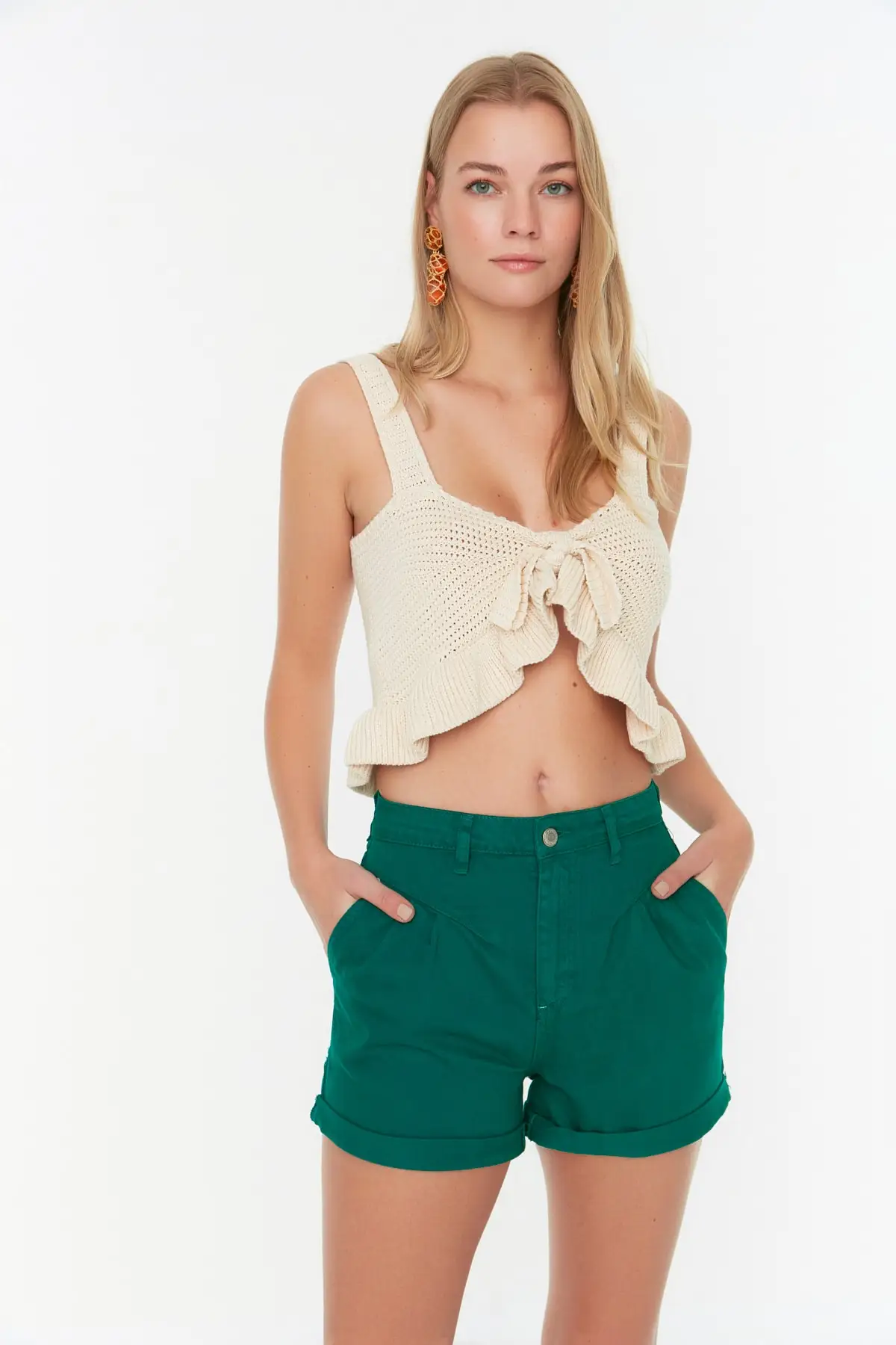 Women's Shorts Green Denim With Folded Legs New Summer Fashion Bermuda Basic Short Pants Mini Trousers
Women's Shorts Green Denim With Folded Legs New Summer Fashion Bermuda Basic Short Pants Mini Trousers
