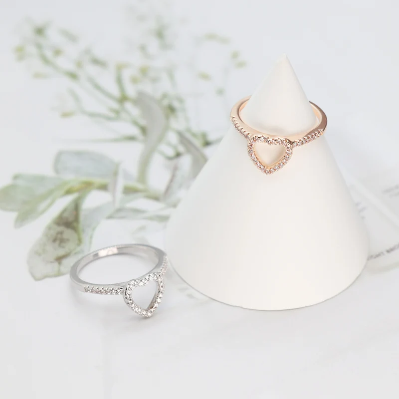 Милое женское кольцо с подвеской в форме сердца с кристаллами, обручальное кольцо в стиле бохо золотого и серебряного цвета, очаровательные...
Милое женское кольцо с подвеской в форме сердца с кристаллами, обручальное кольцо в стиле бохо золотого и серебряного цвета, очаровательные...