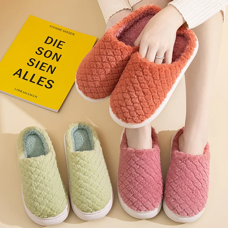 Artificial Short Plush Home Household Thickened Indoor and Outdoor Plush Cotton Slippers Couple Warm Cotton Shoes Women Winter
Artificial Short Plush Home Household Thickened Indoor and Outdoor Plush Cotton Slippers Couple Warm Cotton Shoes Women Winter