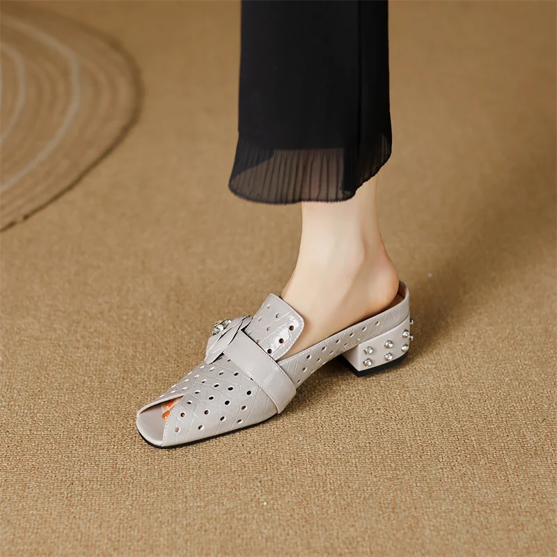 2023 Summer Women Shoes Peep Toe Slippers Office Lady Genuine Leather Handmade Shoes for Women Mules Modern Slipper
2023 Summer Women Shoes Peep Toe Slippers Office Lady Genuine Leather Handmade Shoes for Women Mules Modern Slipper