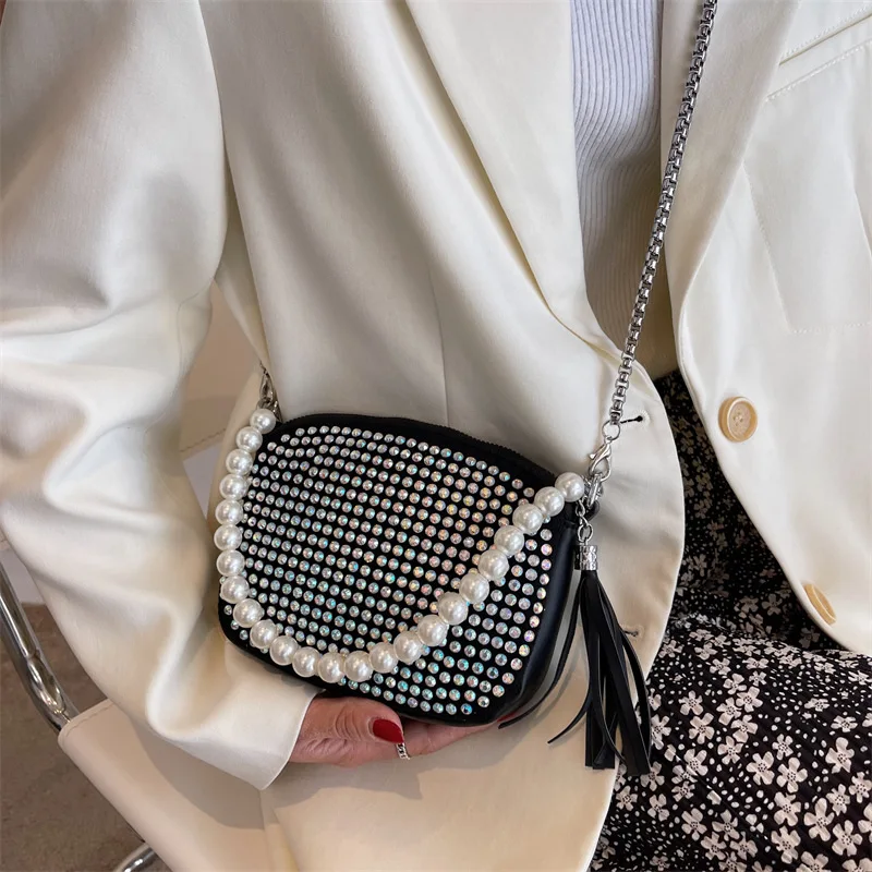 2022 High Quality Diamond Chain Bag PU Leather Rivet Luxury Shoulder Bag Large Square Women Bags
2022 High Quality Diamond Chain Bag PU Leather Rivet Luxury Shoulder Bag Large Square Women Bags