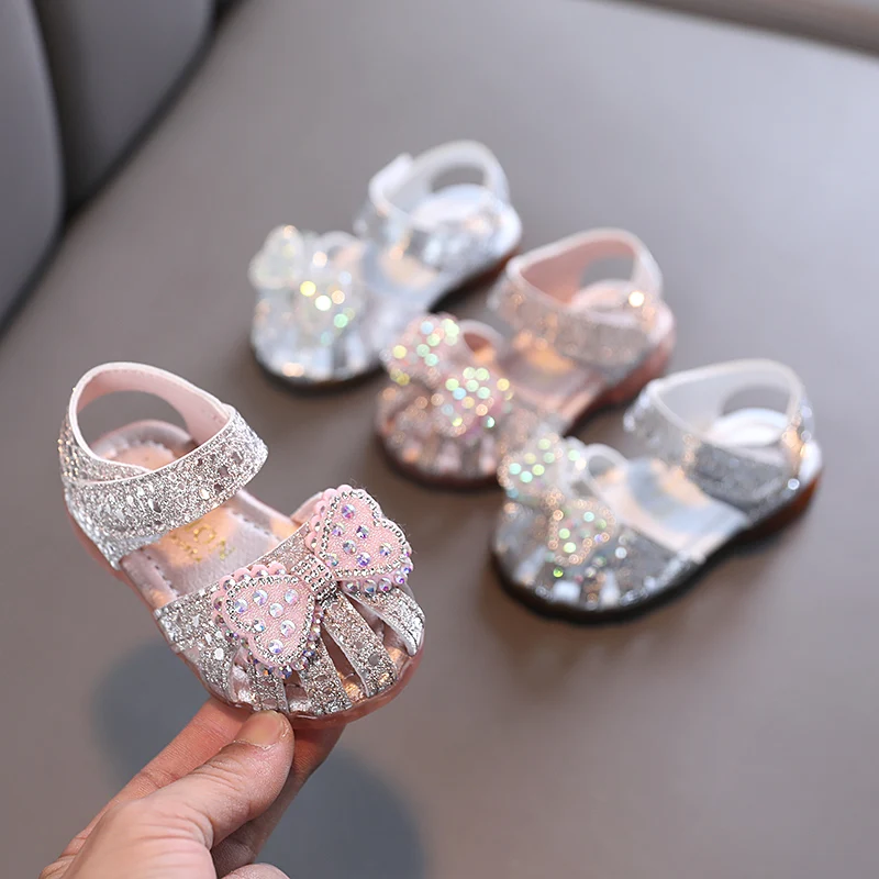 Summer Infant Rhinestones Closed Toe Sandals Baby Toddler Girls Anti-collision Bow Princess Shoes Kids Soft Bottom Beach Shoes
Summer Infant Rhinestones Closed Toe Sandals Baby Toddler Girls Anti-collision Bow Princess Shoes Kids Soft Bottom Beach Shoes