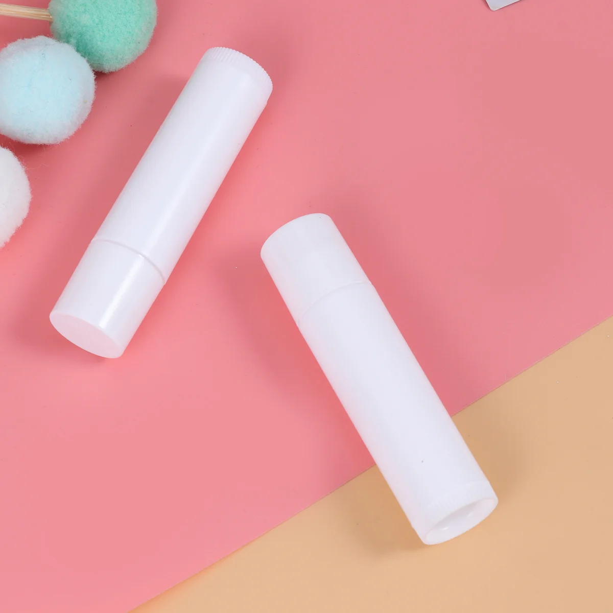 25pcs 5g Empty Plastic Lip Balm Tubes Containers Lip Gloss Storage Container (White) Transparent cans
25pcs 5g Empty Plastic Lip Balm Tubes Containers Lip Gloss Storage Container (White) Transparent cans