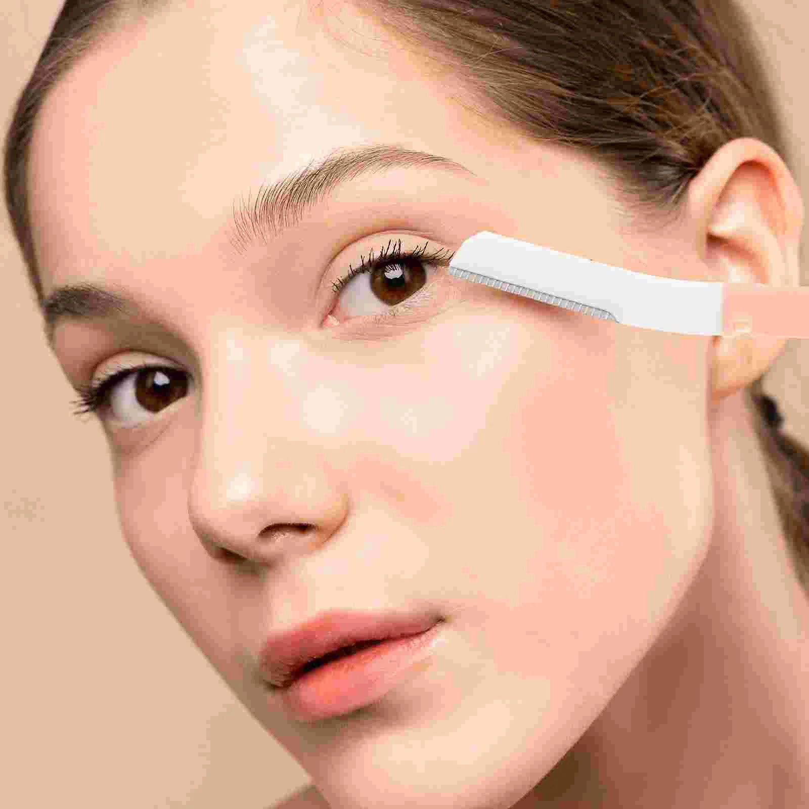 1 Set Razor Portable Remover Razor Trimmer Facial Razor for Trimming Home 
1 Set Razor Portable Remover Razor Trimmer Facial Razor for Trimming Home