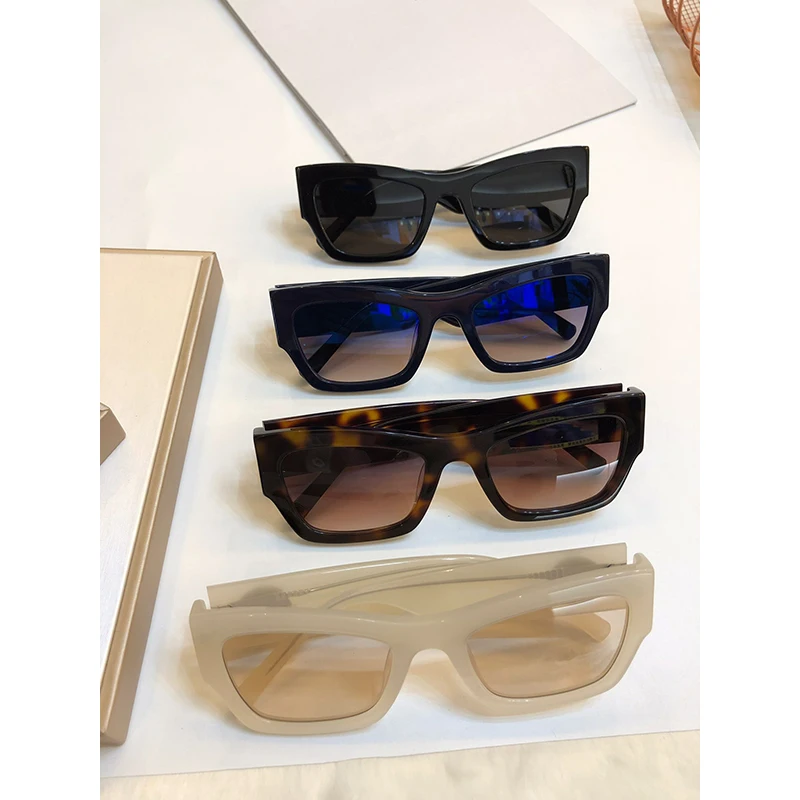 Luxury Brand Retro Rectangle Sunglasses Fashion Designer Vintage Small Frame Sun Glasses Ladies Classic Black Square Glasses
Luxury Brand Retro Rectangle Sunglasses Fashion Designer Vintage Small Frame Sun Glasses Ladies Classic Black Square Glasses