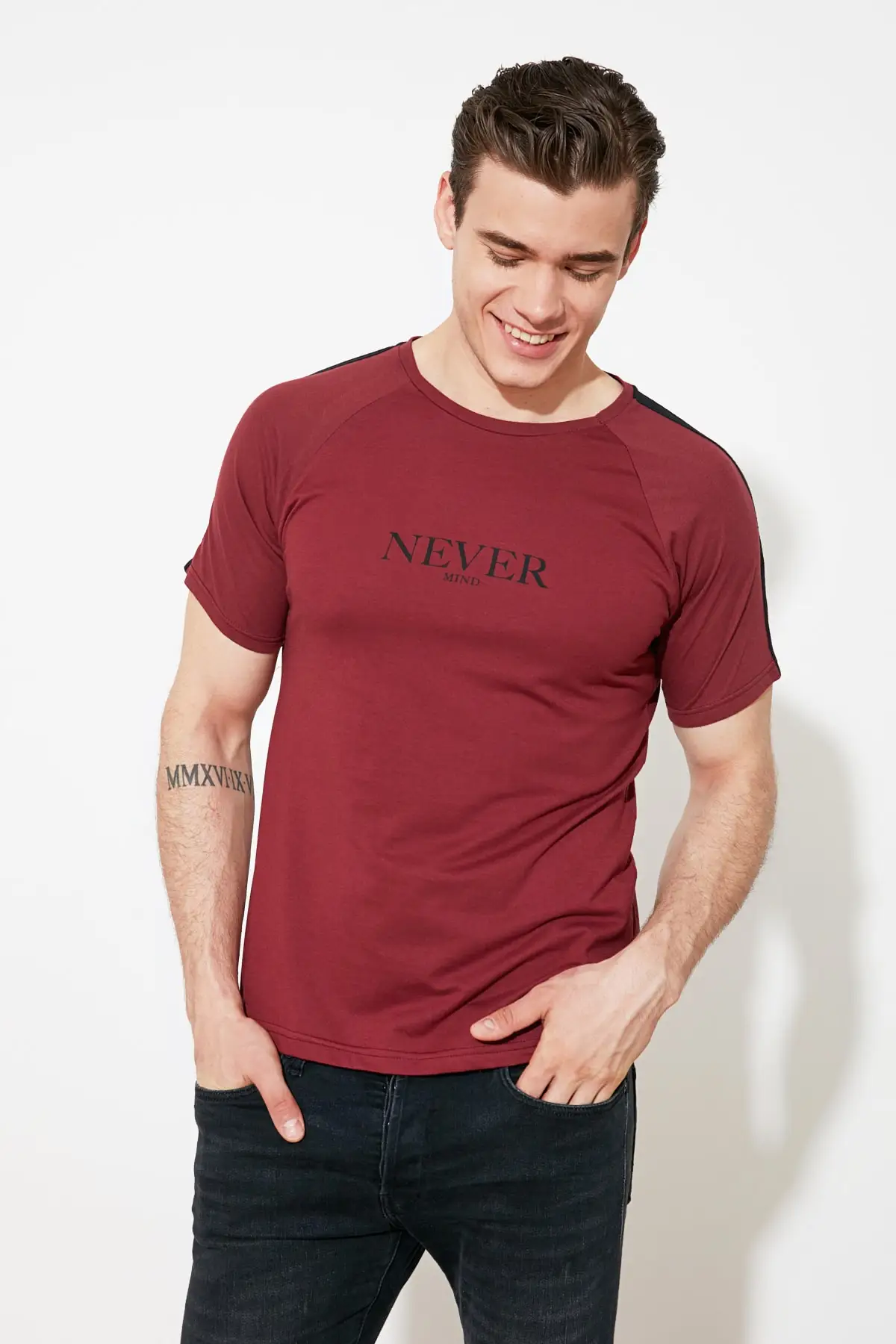 Trendyol Men 'S Regular Fit Cycling Neck Short-Sleeve T-Shirt TMNSS21TS2075
Trendyol Men 'S Regular Fit Cycling Neck Short-Sleeve T-Shirt TMNSS21TS2075