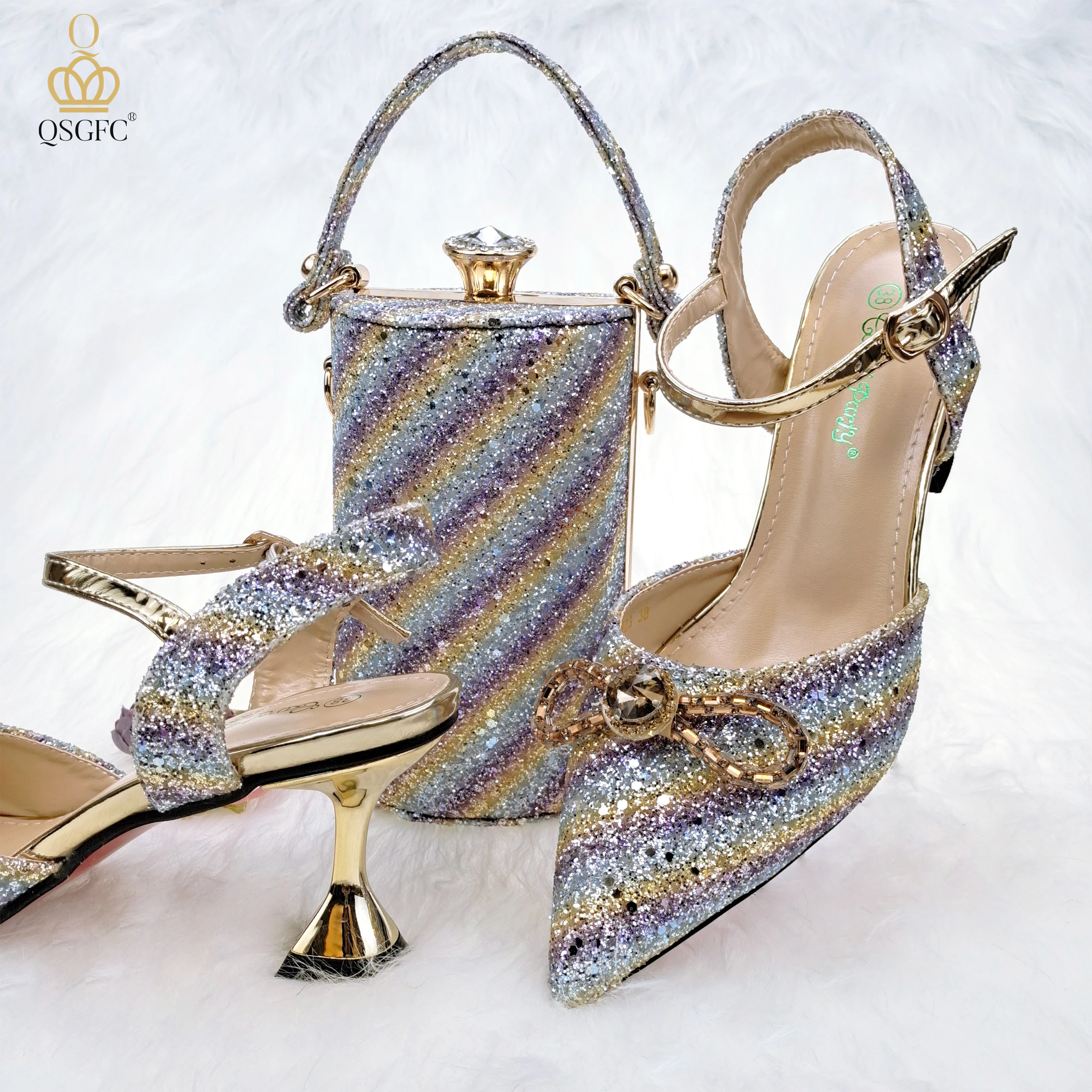 QSGFC 2022 Latest Colorful Sequins and Diamond Butterfly Design Women's Shoes and Bags Set Violet Color
QSGFC 2022 Latest Colorful Sequins and Diamond Butterfly Design Women's Shoes and Bags Set Violet Color