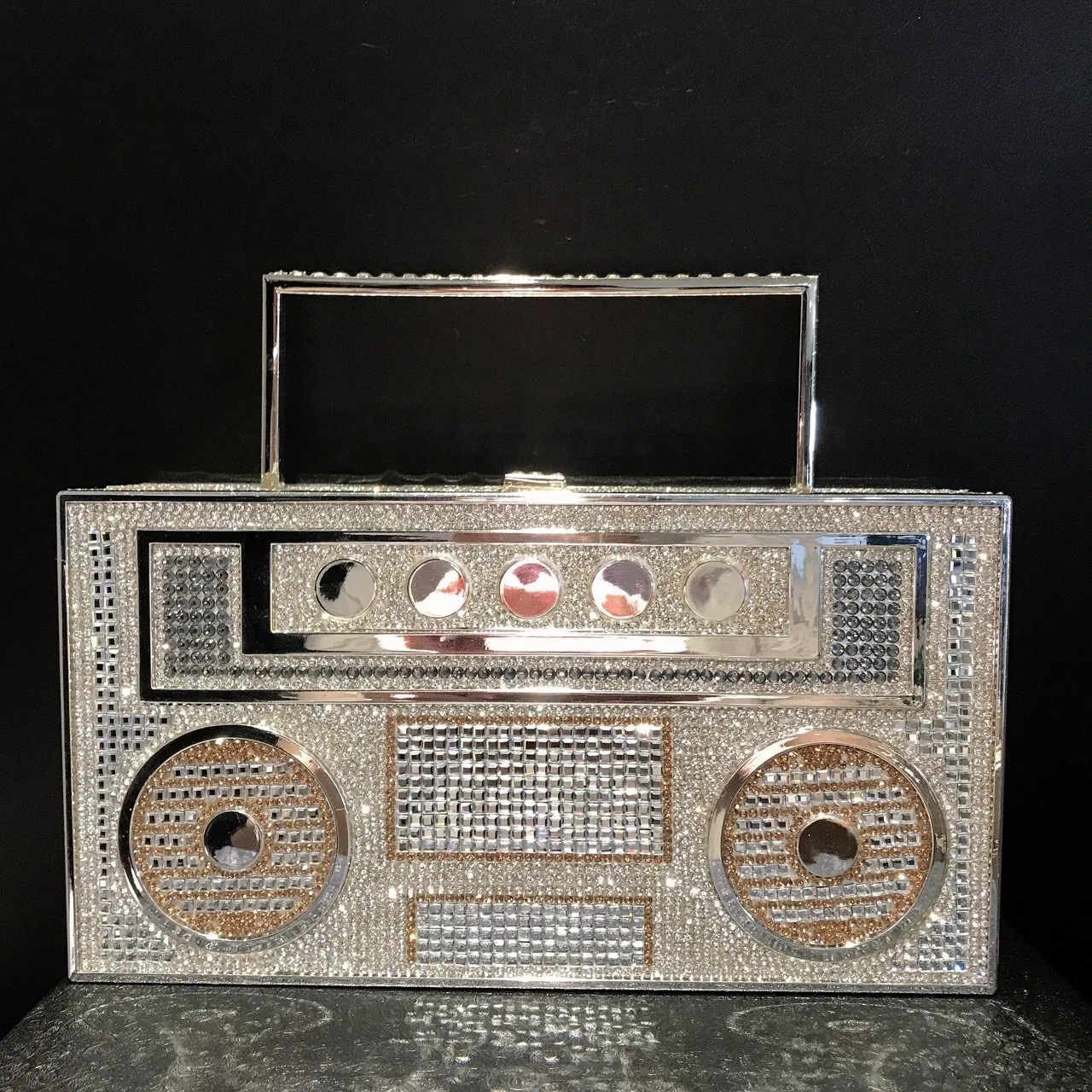 New Radio Recorder With Diamond Inlaid Dinner Female Tote Bag Party Banquet Square Handbag Clutch Bolsas Wedding Purses Y2k
New Radio Recorder With Diamond Inlaid Dinner Female Tote Bag Party Banquet Square Handbag Clutch Bolsas Wedding Purses Y2k