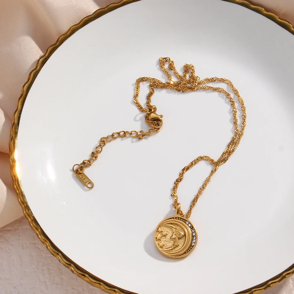 Aesthetic Star Moon Pattern Pendant Necklaces Luxury Shiny AAA Zircon Gold Plated Waterproof Jewelry Necklace for Women
Aesthetic Star Moon Pattern Pendant Necklaces Luxury Shiny AAA Zircon Gold Plated Waterproof Jewelry Necklace for Women