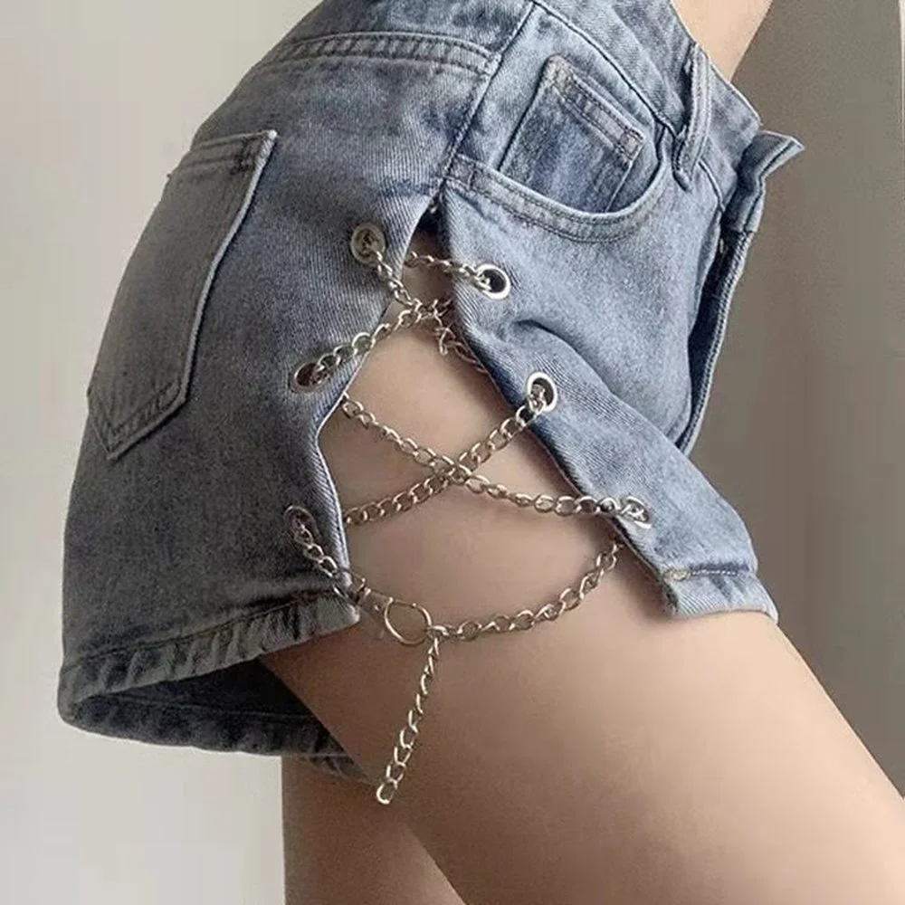 Casual Split Sexy Jeans Short for Women High Waist Mini Denim Shorts with Chains Female 2022 Fashion New
Casual Split Sexy Jeans Short for Women High Waist Mini Denim Shorts with Chains Female 2022 Fashion New