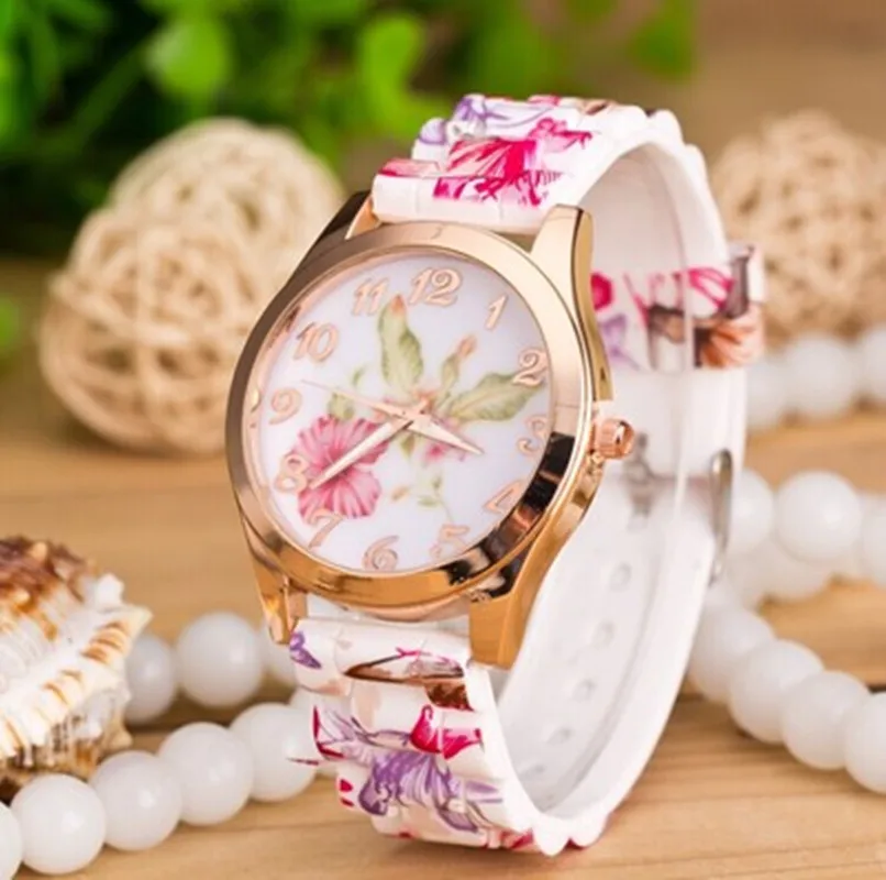 

SMVPWomen Elegant Flowers Pattern Silicone Jelly Quartz Watch Fashion Casual Ladies Dress Wristwatch Female Clock Relogio Femini