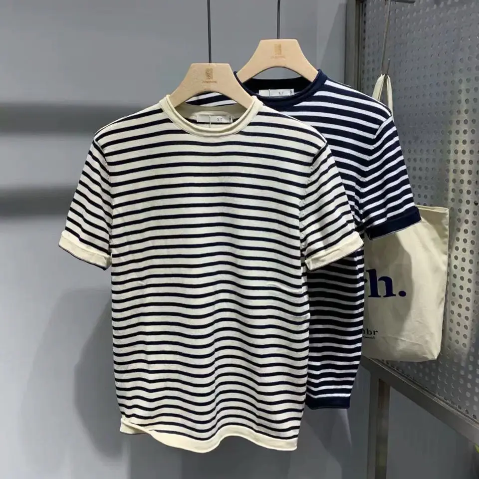 

2022 Summer Men's Short-sleeved T-shirt New Men Clothing Fashion Casual Striped Round Neck T-shirt Slim Fit Casual Tops C23