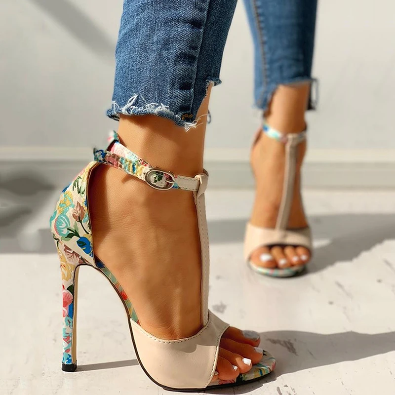 Women Sandals T-Strap Thin High Heels Sandals Chaussures Femme Sexy Stripper Shoes Women Heels New Peep Toe Summer Shoes Female 
Women Sandals T-Strap Thin High Heels Sandals Chaussures Femme Sexy Stripper Shoes Women Heels New Peep Toe Summer Shoes Female