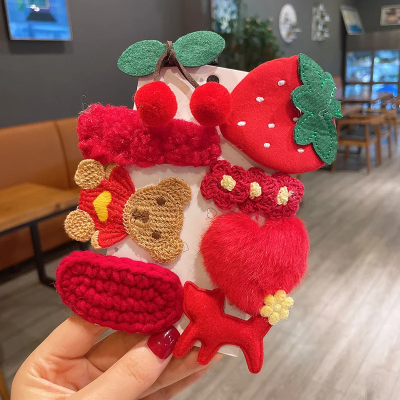 Children Kids Autumn Winter Plush Cartoon Strawberry Cherry Broken Hair BB Clip Little Girl Side Clip Hair PIN Clips Baby
Children Kids Autumn Winter Plush Cartoon Strawberry Cherry Broken Hair BB Clip Little Girl Side Clip Hair PIN Clips Baby