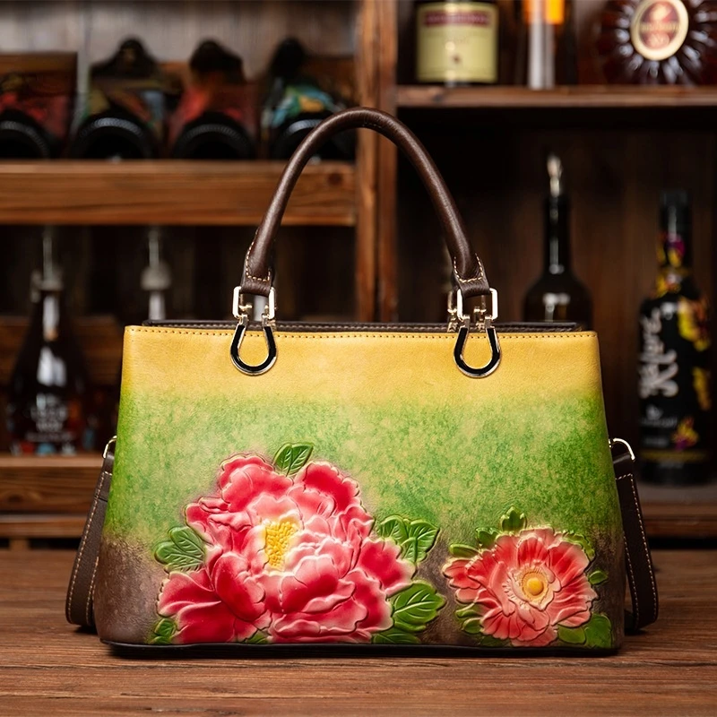 Women Genuine Leather Tote Bag 2022 New Vintage Embossed Luxury Handbag Female Large Capacity First Layer Cowhide Shoulder Bags
Women Genuine Leather Tote Bag 2022 New Vintage Embossed Luxury Handbag Female Large Capacity First Layer Cowhide Shoulder Bags