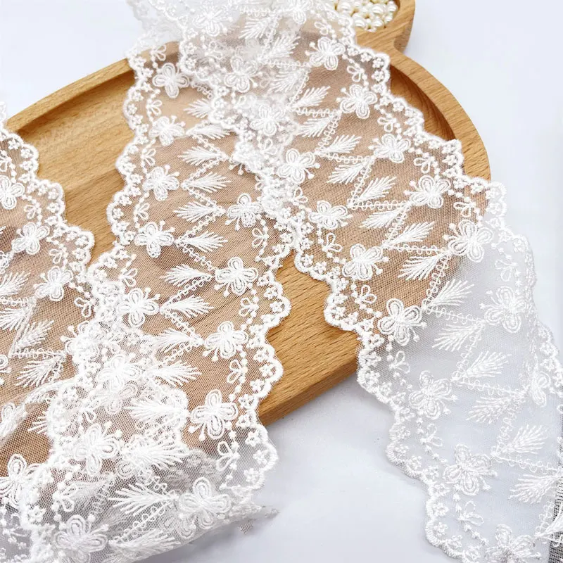 70mm 1 Yard Bilateral White Lace Fabric Bright Silk Butterfly Leaves Wave Lace For Needlework Embroidery Sewing Accessories
70mm 1 Yard Bilateral White Lace Fabric Bright Silk Butterfly Leaves Wave Lace For Needlework Embroidery Sewing Accessories