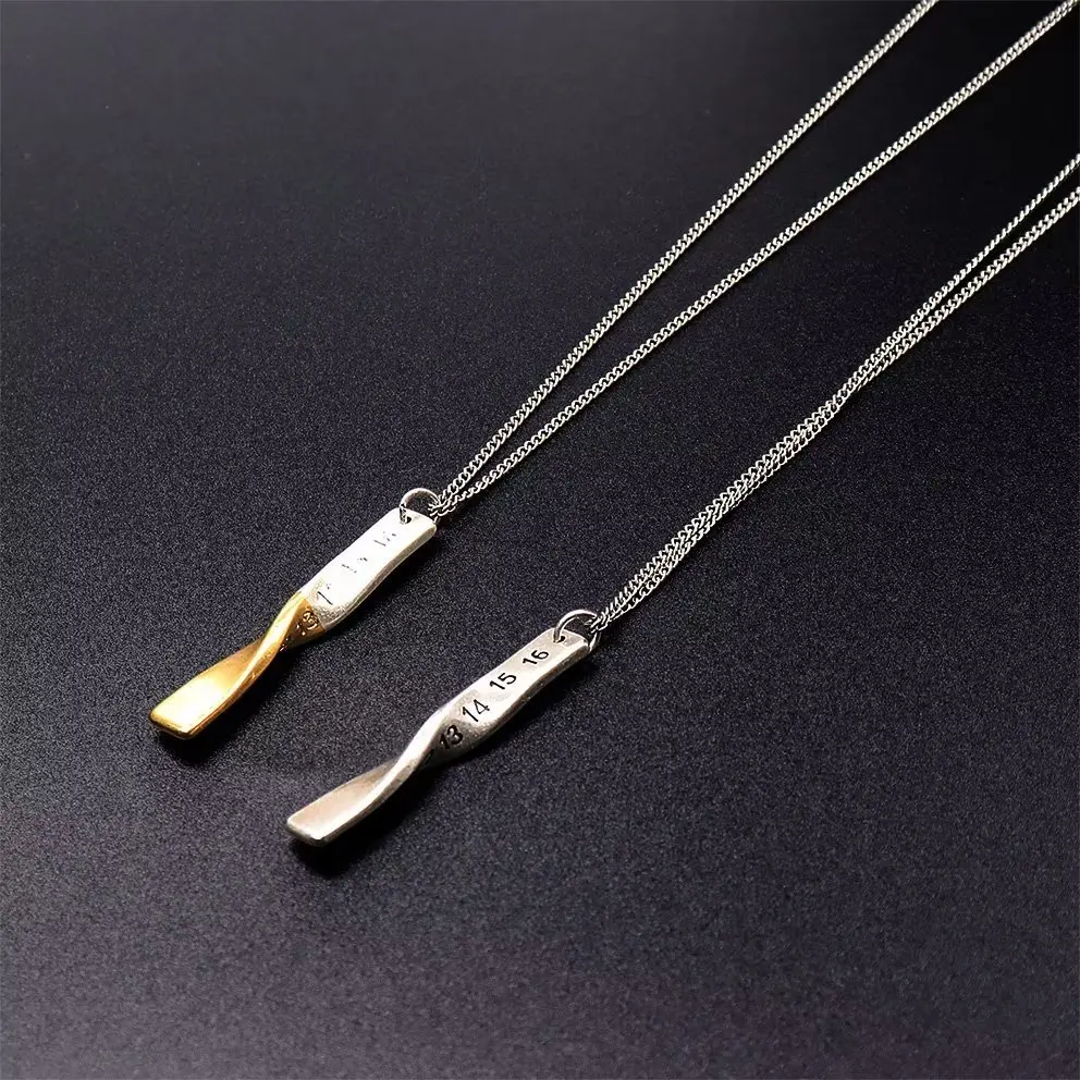 Margiela MM6 Twisted Necklace Titanium Steel Two-Color Men Chains Rock Punk Valentine's Day Y2k Accessories
Margiela MM6 Twisted Necklace Titanium Steel Two-Color Men Chains Rock Punk Valentine's Day Y2k Accessories