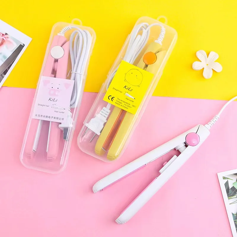 Household Hair Tools Mini Curly Hair Ceramic Modeling Wavy Tools Hair Curler Electric Heating Rod Electric Curling Air Rotation
Household Hair Tools Mini Curly Hair Ceramic Modeling Wavy Tools Hair Curler Electric Heating Rod Electric Curling Air Rotation