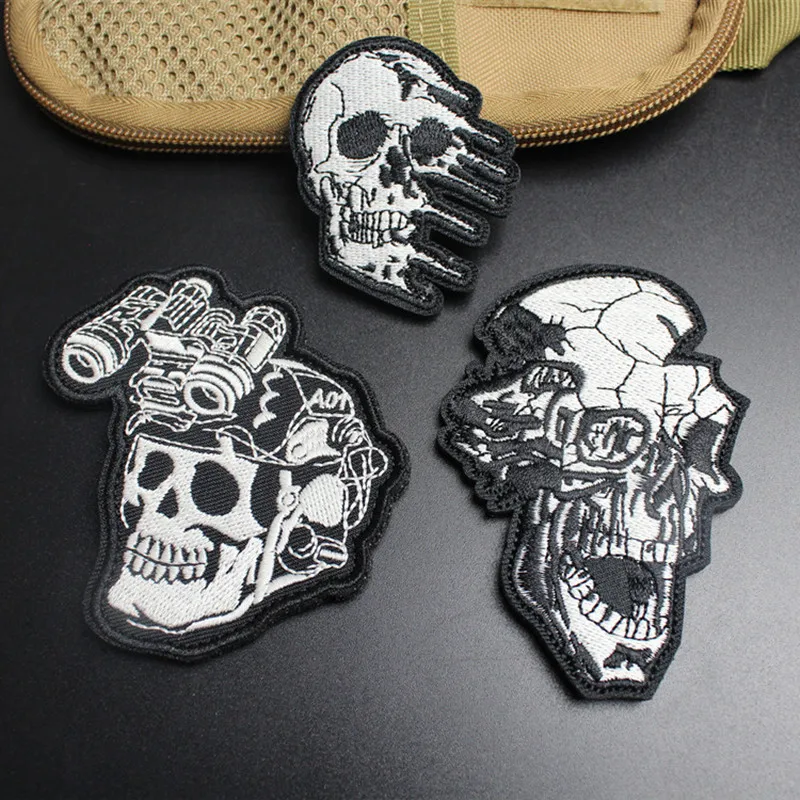 Luminous Skull Embroidered Velcros Badge Funny Cloth Sticker Personality Morale Badge Creative Armband Backpack Sticker Patch
Luminous Skull Embroidered Velcros Badge Funny Cloth Sticker Personality Morale Badge Creative Armband Backpack Sticker Patch