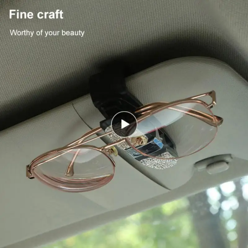 Универсальный зажим для хранения очков
Универсальный зажим для хранения очков