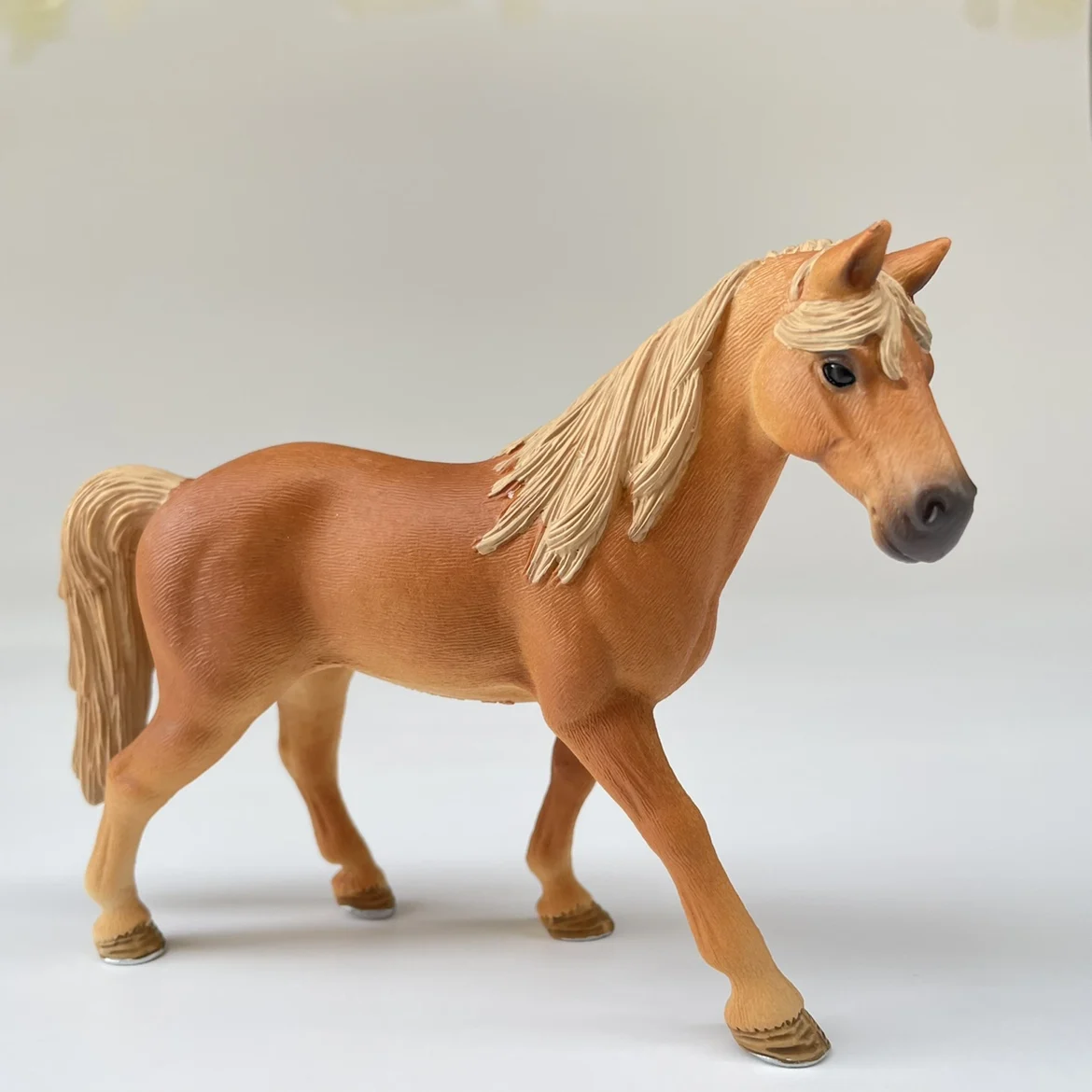 Tomy Children's Early Education Cognitive Simulation Horse Equestrian Horse Animal Figure Plastic Model Toy Ornaments
Tomy Children's Early Education Cognitive Simulation Horse Equestrian Horse Animal Figure Plastic Model Toy Ornaments