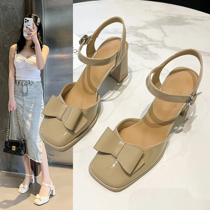 Sandals Women's 2022 Spring and Summer New Square Toe Chunky Heels Single Shoes Women's Word with Back Empty High-heeled Shoes
Sandals Women's 2022 Spring and Summer New Square Toe Chunky Heels Single Shoes Women's Word with Back Empty High-heeled Shoes