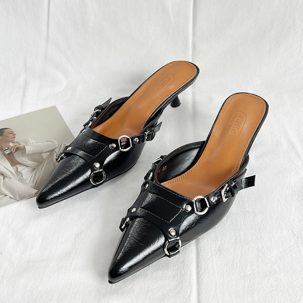 Fashion Women Slippers Pointed Toe Casual Slides Mules Shoes Thin Mid Heels Rivet Design Shallow Slip On Mules Shoes Size 35-39
Fashion Women Slippers Pointed Toe Casual Slides Mules Shoes Thin Mid Heels Rivet Design Shallow Slip On Mules Shoes Size 35-39