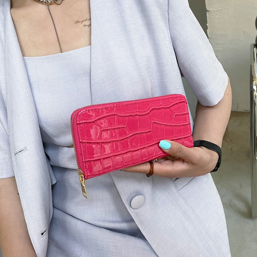 Women's Zipper Wallet Multifunctional Large Capacity Card Bag Valentine's Day Gift
Women's Zipper Wallet Multifunctional Large Capacity Card Bag Valentine's Day Gift