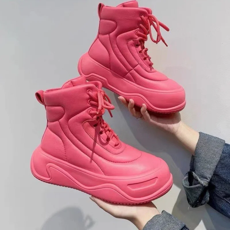 2022 Winter PU High Top Women's Sneakers Fashion Luxury Designer Platform Female Ankle Boots Outdoor Walking Warm Snow Shoes
2022 Winter PU High Top Women's Sneakers Fashion Luxury Designer Platform Female Ankle Boots Outdoor Walking Warm Snow Shoes
