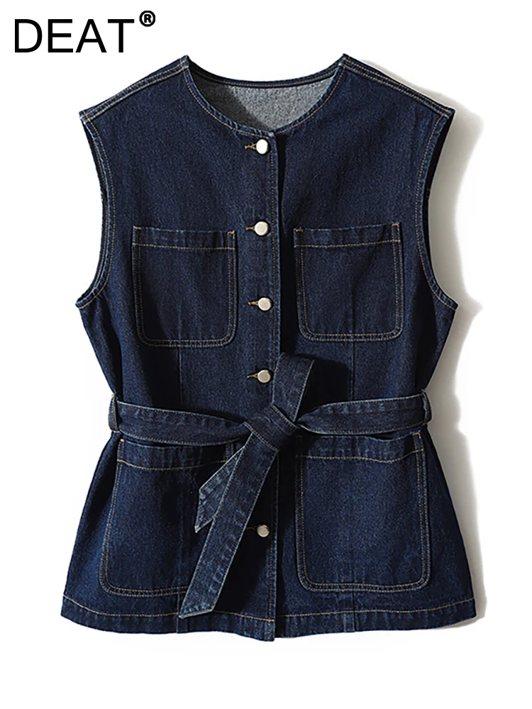 DEAT Women Denim Waistcoat Sleeveless Single Breasted Bright Lines Big Pockets Lace Up Navy Vest 2023 Autumn New Fashion 29L1526
DEAT Women Denim Waistcoat Sleeveless Single Breasted Bright Lines Big Pockets Lace Up Navy Vest 2023 Autumn New Fashion 29L1526