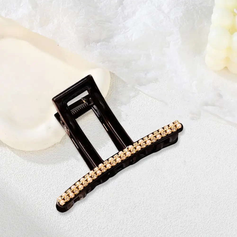 Shiny Rhinestone Hair Claw Stunning Korean Style Women's Black Oversized Hair Claw with Faux Pearls Rhinestones for Fashionable
Shiny Rhinestone Hair Claw Stunning Korean Style Women's Black Oversized Hair Claw with Faux Pearls Rhinestones for Fashionable