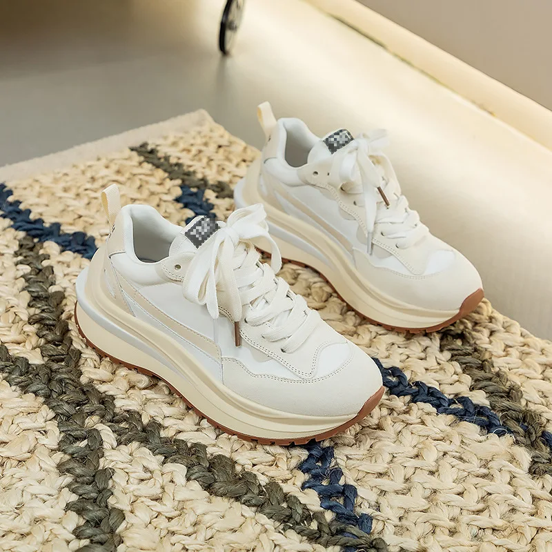 2022 Leather Stitching Chunky Women Sneakers Casual Women's Cow Suede Synthetic Patchwork Lace-Up Round Toe Ladies White Shoes
2022 Leather Stitching Chunky Women Sneakers Casual Women's Cow Suede Synthetic Patchwork Lace-Up Round Toe Ladies White Shoes