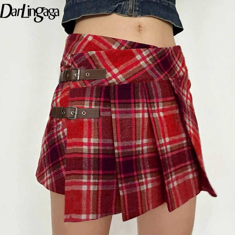 

Винтажная Асимметричная клетчатая юбка Darlingaga Y2K, Женская эстетичная мини-юбка в английском стиле с пряжкой, в стиле преппи, в клетку, шикарная