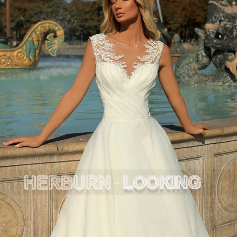 HERBURNL Satin Princess V-neck Simple Wedding Dresses 2022 Flare Sleeves Customized Elegant Lace Apliques Vestido Robe De Mariée
HERBURNL Satin Princess V-neck Simple Wedding Dresses 2022 Flare Sleeves Customized Elegant Lace Apliques Vestido Robe De Mariée