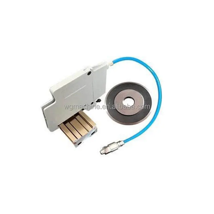 Pneumatic tool holder Shear type Non-woven fabric Cutting material standard pressure section air pressure knife set
Pneumatic tool holder Shear type Non-woven fabric Cutting material standard pressure section air pressure knife set