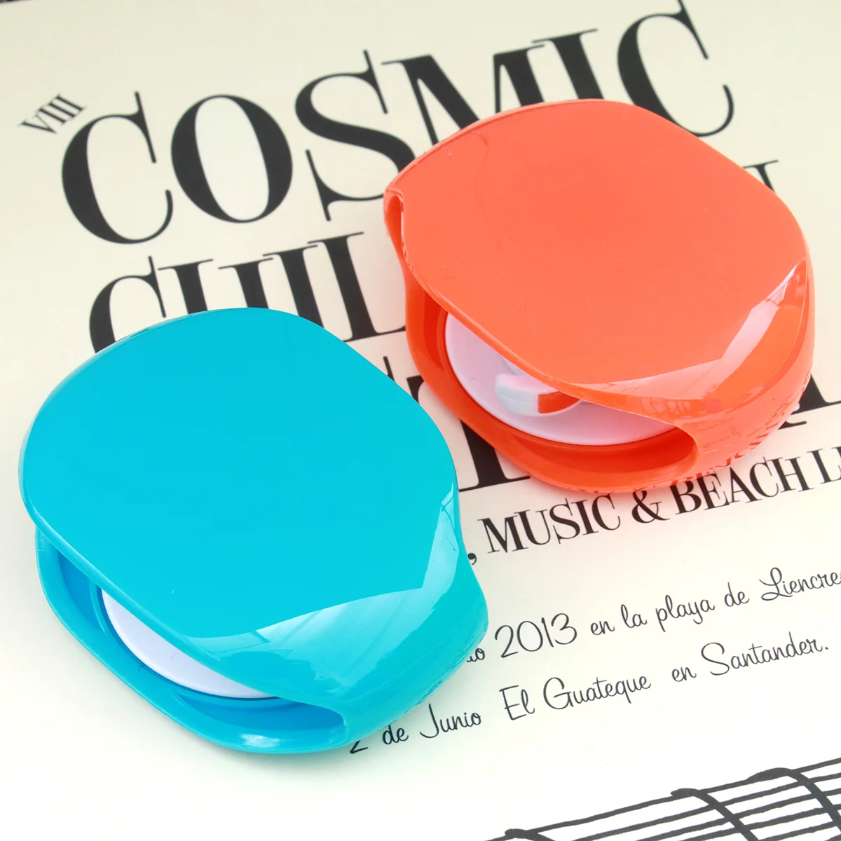 2PCS Colorful Automatic Roll Useful Headset Cable Organizer Cord Box Cord Winder for Home Office Storage
2PCS Colorful Automatic Roll Useful Headset Cable Organizer Cord Box Cord Winder for Home Office Storage