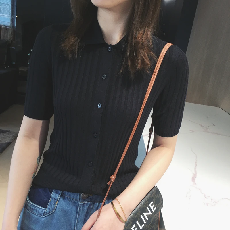 A Cotton short-sleeved t-shirt women's spring and summer new loose short bottoming shirt summer solid color top
A Cotton short-sleeved t-shirt women's spring and summer new loose short bottoming shirt summer solid color top