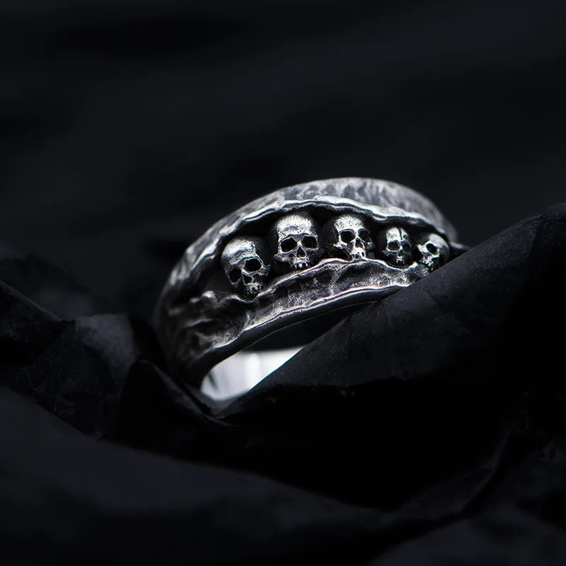Personality Punk Abalone Skull Adjustable Ring for Men and Women Goth Cool Opening Finger Ring Motorcycle Party Jewelry
Personality Punk Abalone Skull Adjustable Ring for Men and Women Goth Cool Opening Finger Ring Motorcycle Party Jewelry