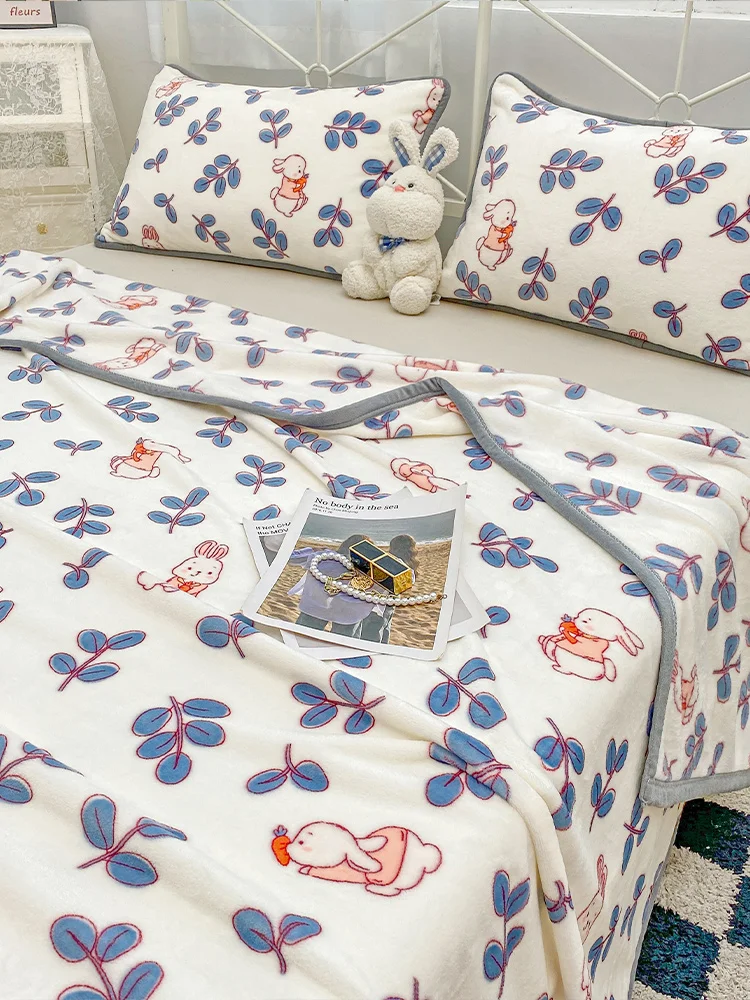 Spring and Autumn Blanket Bed Coral Fleece Blanket Bed Bed Single Office Nap Blanket Air Conditioning Blanket Sofa Blanket
Spring and Autumn Blanket Bed Coral Fleece Blanket Bed Bed Single Office Nap Blanket Air Conditioning Blanket Sofa Blanket