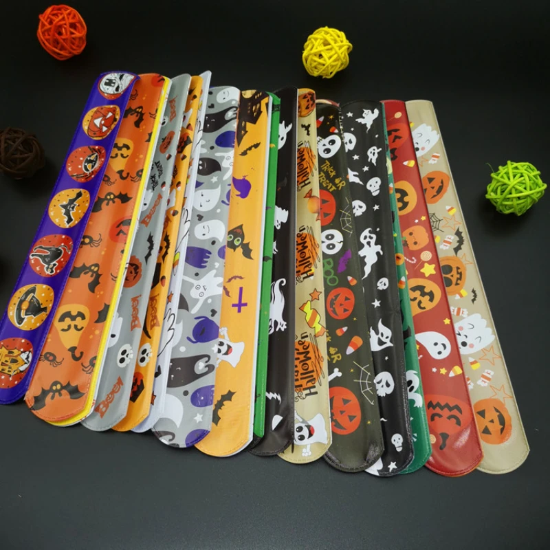 20/10 Pieces Party Gifts for Boys and Girls Halloween Skeleton Wristband Decoration Bat Ghost Pat Children's Toys Party Favors
20/10 Pieces Party Gifts for Boys and Girls Halloween Skeleton Wristband Decoration Bat Ghost Pat Children's Toys Party Favors