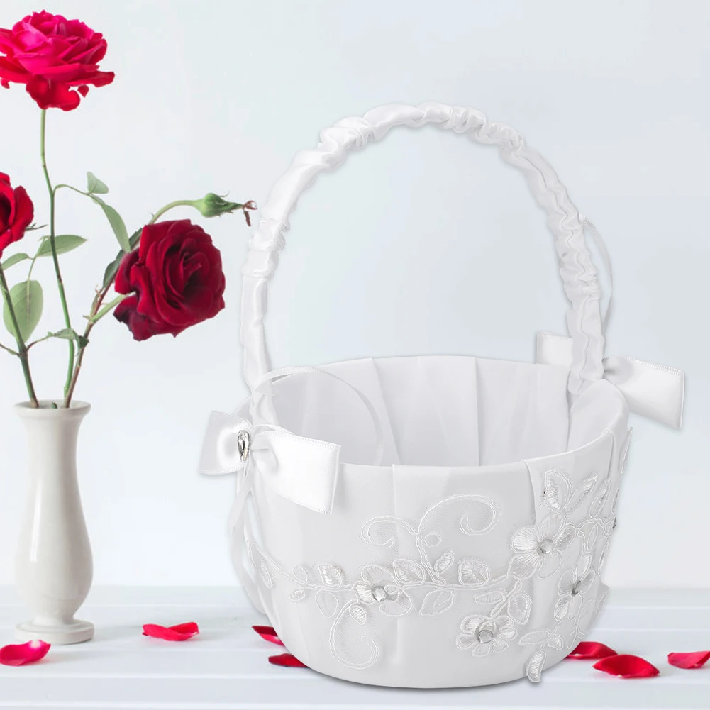 Elegant White Flower Girls Basket Silk Wedding Basket for Flower Bride Kids Hand Held Wedding Ceremony Party Decorations
Elegant White Flower Girls Basket Silk Wedding Basket for Flower Bride Kids Hand Held Wedding Ceremony Party Decorations