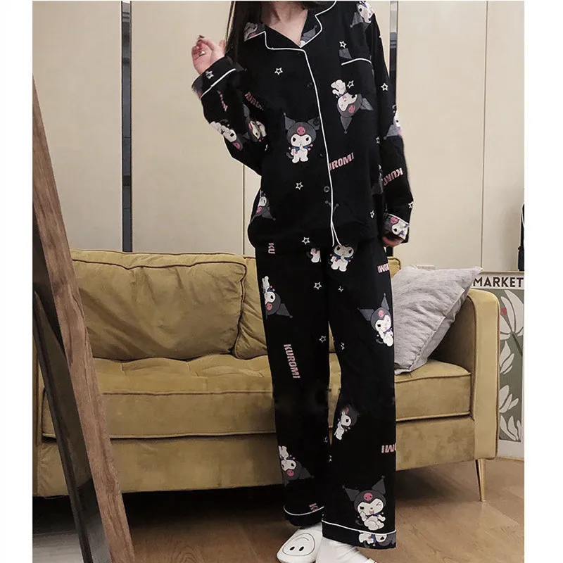 Kawaii Sanrio Kuromi пижамы Ins аниме Женщины Весна Осень Темный Маленький Дьявол с длинными рукавами Домашняя одежда костюм 2 шт. комплект пижамы
Kawaii Sanrio Kuromi пижамы Ins аниме Женщины Весна Осень Темный Маленький Дьявол с длинными рукавами Домашняя одежда костюм 2 шт. комплект пижамы