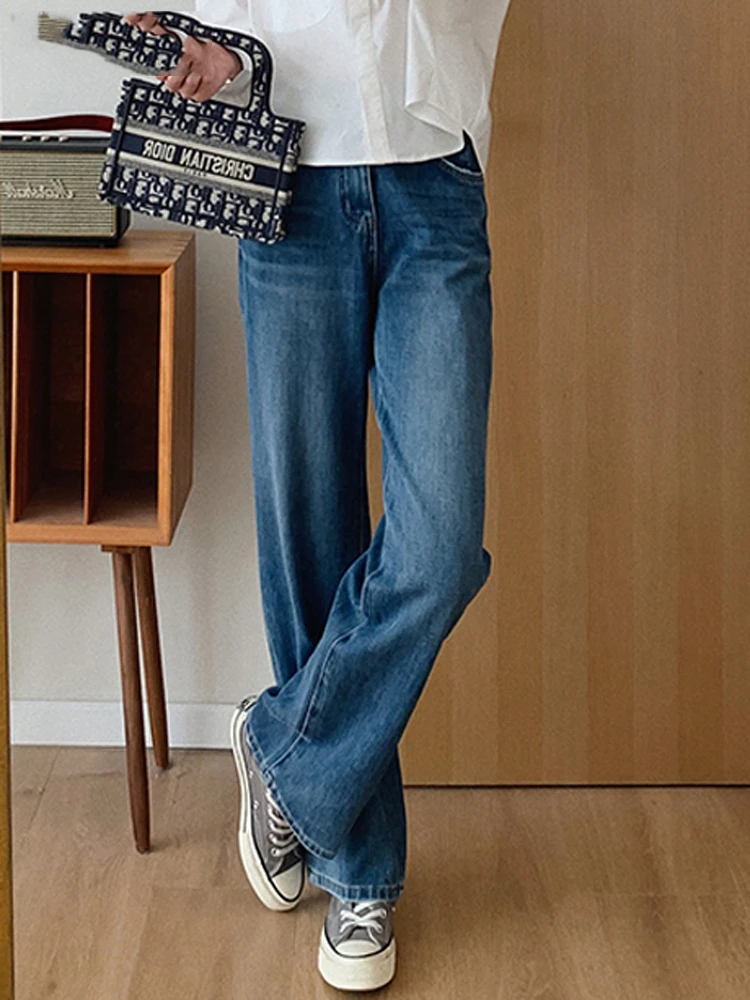 Casual Loose Long Denim Jeans Pants for Women High Waist Single Button Ladies Wide Leg Jeans Trousers 
Casual Loose Long Denim Jeans Pants for Women High Waist Single Button Ladies Wide Leg Jeans Trousers