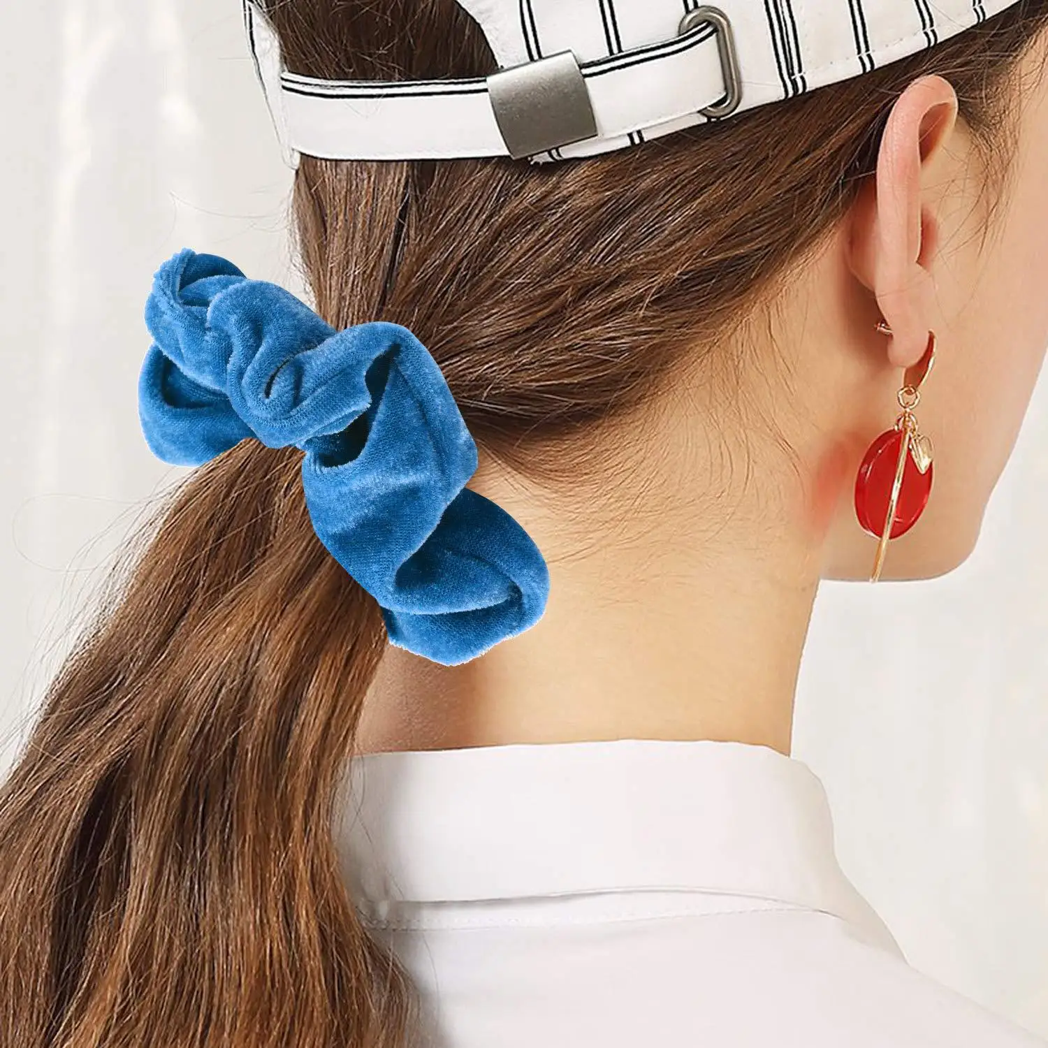 2PCS Velvet Scrunchie Elastic Hair Bands Solid Color Fashion Headband Ponytail Holder Hair Ties Hair Accessoires New Headwear
2PCS Velvet Scrunchie Elastic Hair Bands Solid Color Fashion Headband Ponytail Holder Hair Ties Hair Accessoires New Headwear