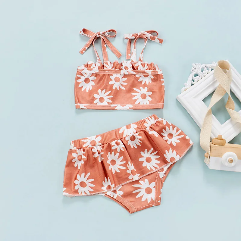 2Pcs Swimwear Baby Girls Bathing Suit Printing Camisole+Ruffle Underpants Bikini Swimsuit for Toddlers Summer Baby Beachwear
2Pcs Swimwear Baby Girls Bathing Suit Printing Camisole+Ruffle Underpants Bikini Swimsuit for Toddlers Summer Baby Beachwear