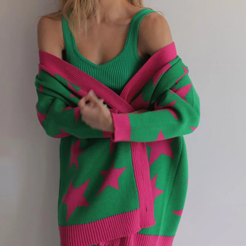 Women's V-neck knitted cardigan Vintage pentagram knit sweater oversized long-sleeved fashionable,
Women's V-neck knitted cardigan Vintage pentagram knit sweater oversized long-sleeved fashionable,