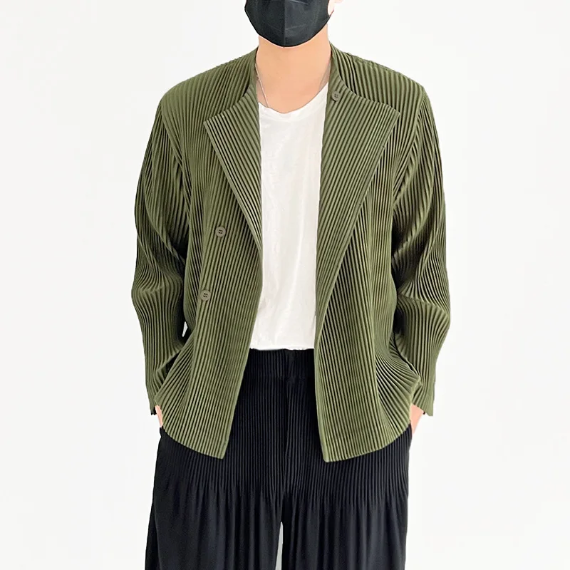 Miyake Men's Coat 2023 New High-End Simple Retro Business Casual Summer Suit Cardigan Pleated Long-Sleeved Top Men Clothing
Miyake Men's Coat 2023 New High-End Simple Retro Business Casual Summer Suit Cardigan Pleated Long-Sleeved Top Men Clothing
