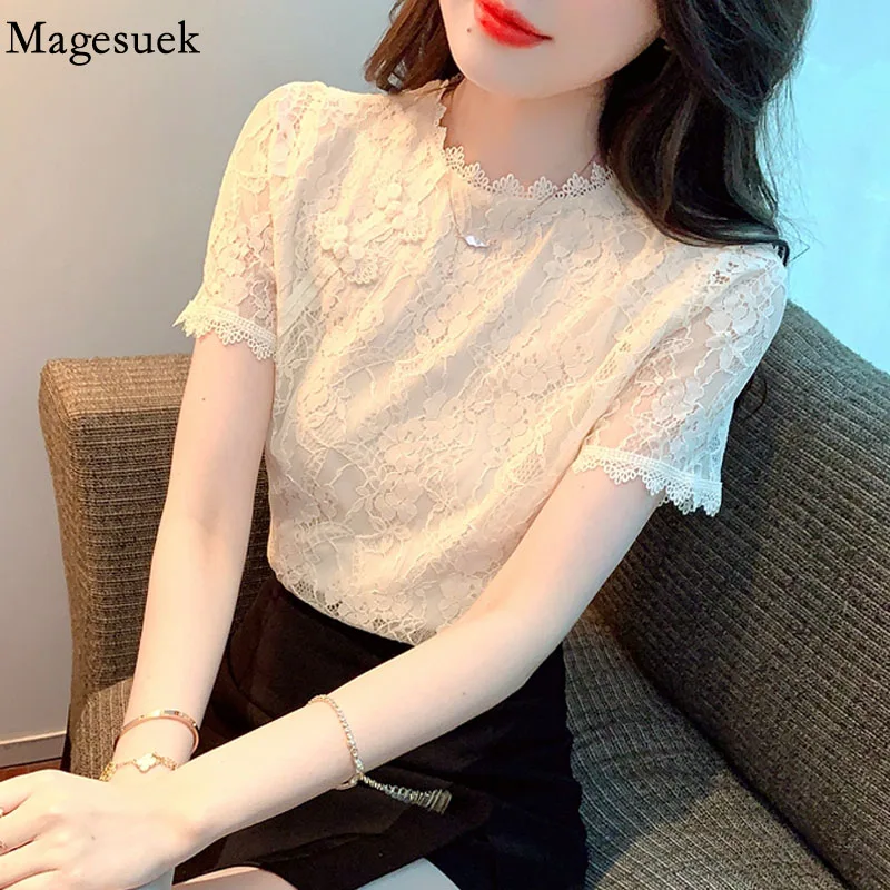 Hollow Out Stand Collar Vintage Flower Lady Elegant Lace Shirts 2022 Summer Short Sleeve Chiffon Blouses Casual Woman Tops 22355
Hollow Out Stand Collar Vintage Flower Lady Elegant Lace Shirts 2022 Summer Short Sleeve Chiffon Blouses Casual Woman Tops 22355