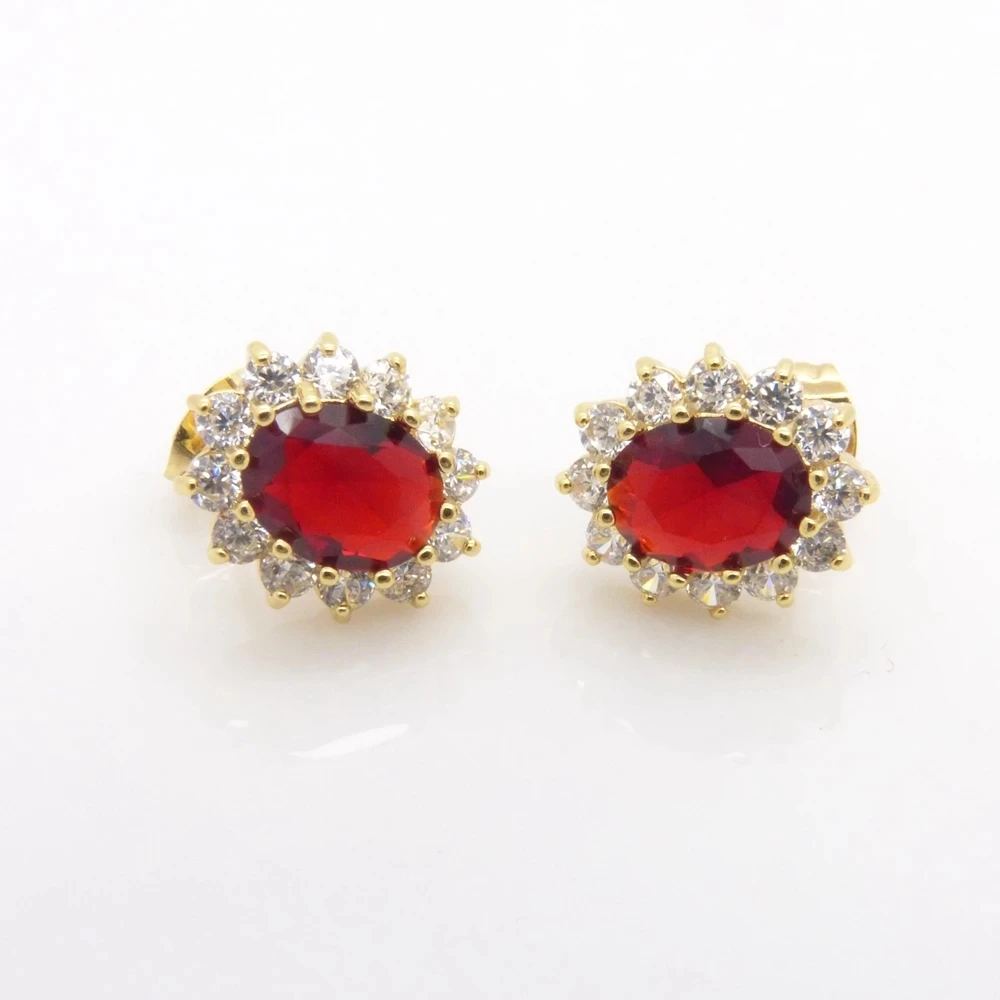 Oval Cut Red Crystal Womens Stud Earrings 18k Yellow Gold Filled Classic Sparkling Wedding Party Women Jewelry Gift
Oval Cut Red Crystal Womens Stud Earrings 18k Yellow Gold Filled Classic Sparkling Wedding Party Women Jewelry Gift