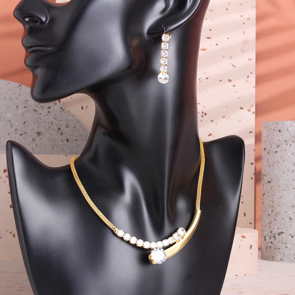 2022 Trend Jewelry Set For Women Bridal Dubai Wedding Copper Necklace Earrings and Pendant African Golden Fashion Jewelry Gift
2022 Trend Jewelry Set For Women Bridal Dubai Wedding Copper Necklace Earrings and Pendant African Golden Fashion Jewelry Gift